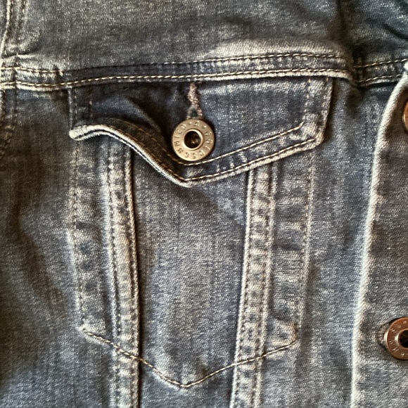 ❤️ AG Denim Jacket Robyn Size Small NWOT - Picture 9 of 11